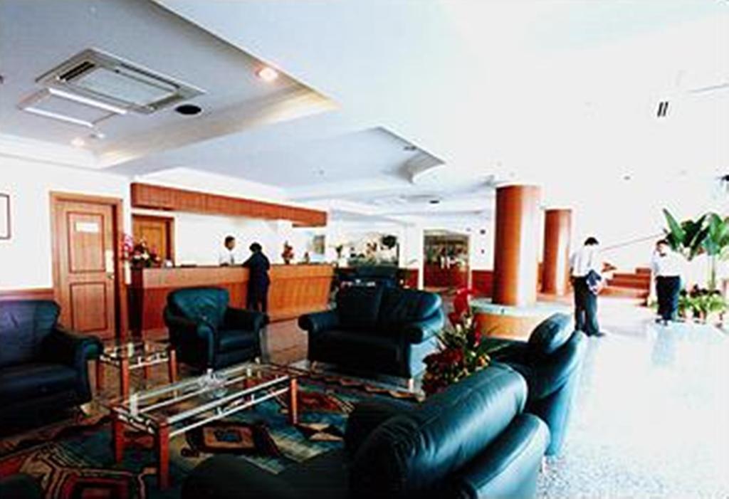 בנדר סרי בגאוואן Traders Inn Brunei מראה חיצוני תמונה